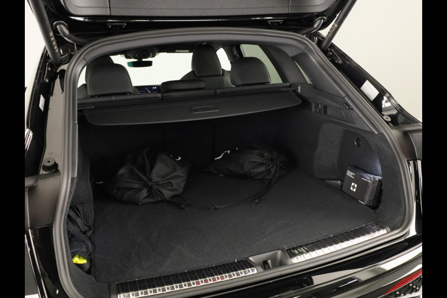 Audi Q5 S edition Competition e-hybrid 367 pk | MMI experience plus met B&O | Trekhaak, elektr. wegklapbaar | Panorama-glasdak | MMI bijrijdersdisplay |