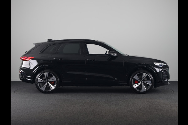 Audi Q5 S edition Competition e-hybrid 367 pk | MMI experience plus met B&O | Trekhaak, elektr. wegklapbaar | Panorama-glasdak | MMI bijrijdersdisplay |
