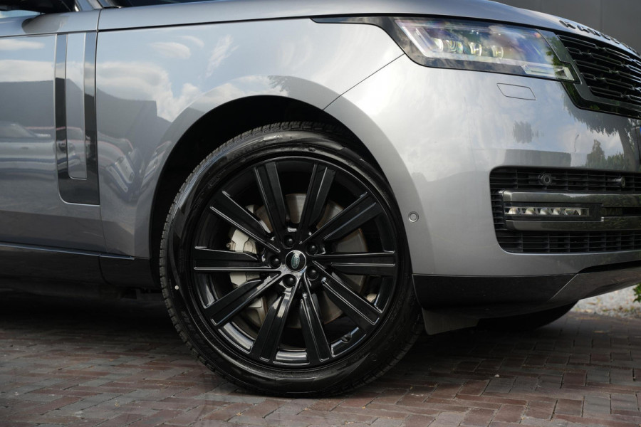 Land Rover Range Rover 3.0 P510e HSE PHEV 510 pk koelbox elektrische trekhaak 22" achterasbesturing zeer complete HSE-uitrusting