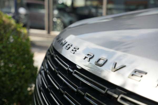 Land Rover Range Rover 3.0 P510e HSE PHEV 510 pk koelbox elektrische trekhaak 22" achterasbesturing zeer complete HSE-uitrusting