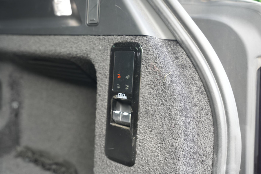 Land Rover Range Rover 3.0 P510e HSE PHEV 510 pk koelbox elektrische trekhaak 22" achterasbesturing zeer complete HSE-uitrusting