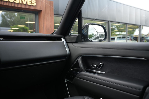 Land Rover Range Rover 3.0 P510e HSE PHEV 510 pk koelbox elektrische trekhaak 22" achterasbesturing zeer complete HSE-uitrusting