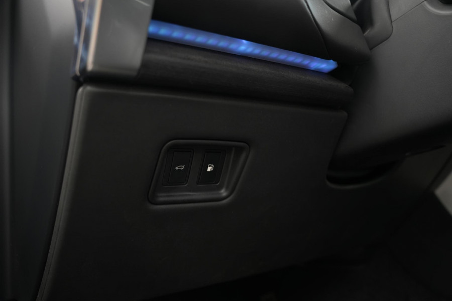 Land Rover Range Rover 3.0 P510e HSE PHEV 510 pk koelbox elektrische trekhaak 22" achterasbesturing zeer complete HSE-uitrusting