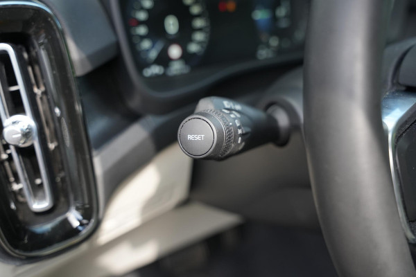 Volvo XC40 1.5 T4 Plug-in hybrid Ultimate Bright Panoramadak Leer Harman/Kardon