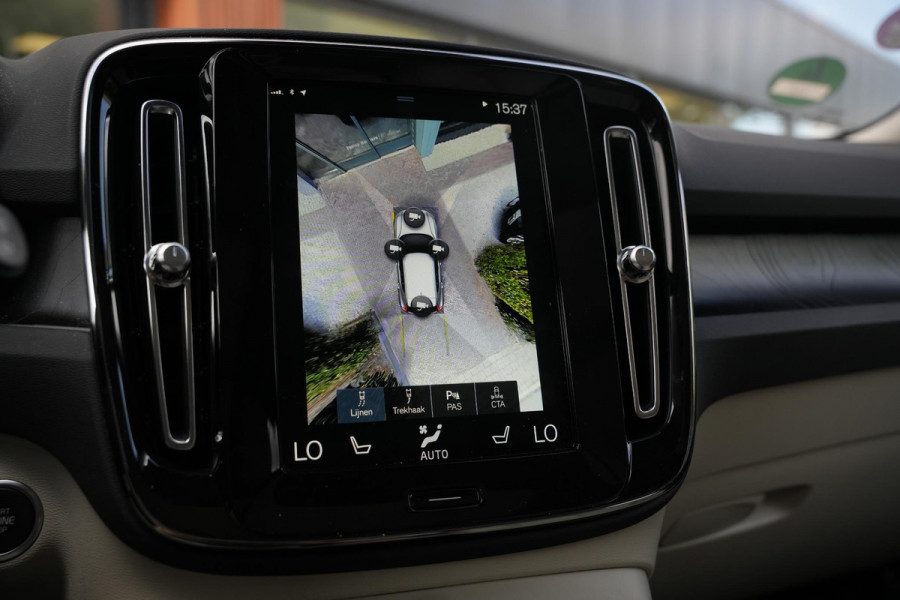 Volvo XC40 1.5 T4 Plug-in hybrid Ultimate Bright Panoramadak Leer Harman/Kardon