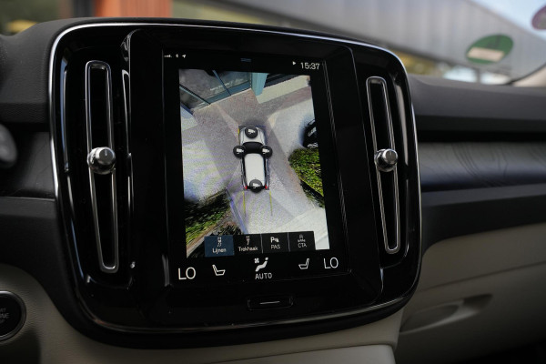Volvo XC40 1.5 T4 Plug-in hybrid Ultimate Bright Panoramadak Leer Harman/Kardon