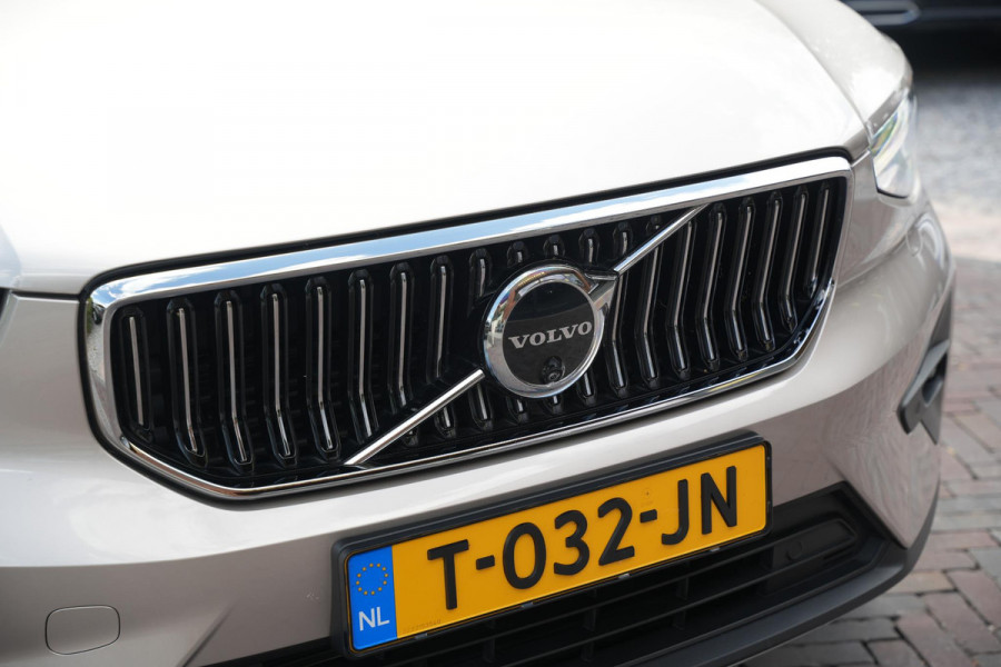 Volvo XC40 1.5 T4 Plug-in hybrid Ultimate Bright Panoramadak Leer Harman/Kardon