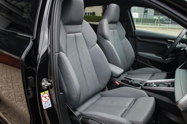 Audi A3 Sportback 40 TFSI e PHEV S Edition S-line 204pk S-Tronic! 1e|DLR|Kuipstoelen|Virtual Cockpit|Panoramadak|LED Matrix|Black