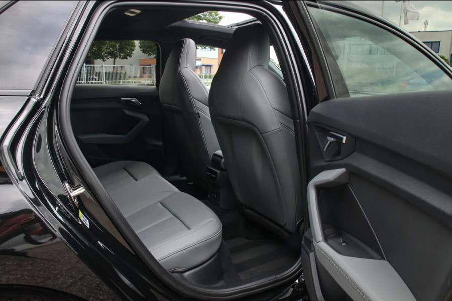 Audi A3 Sportback 40 TFSI e PHEV S Edition S-line 204pk S-Tronic! 1e|DLR|Kuipstoelen|Virtual Cockpit|Panoramadak|LED Matrix|Black