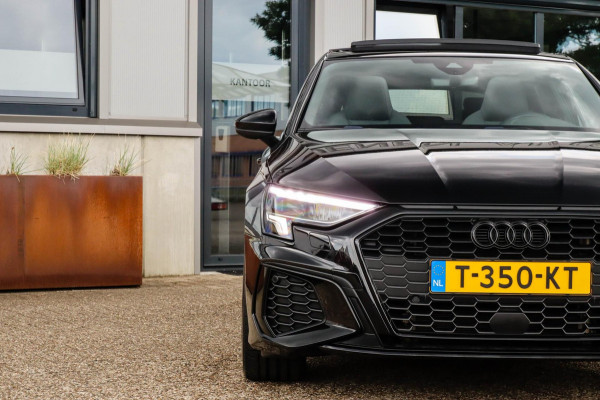 Audi A3 Sportback 40 TFSI e PHEV S Edition S-line 204pk S-Tronic! 1e|DLR|Kuipstoelen|Virtual Cockpit|Panoramadak|LED Matrix|Black