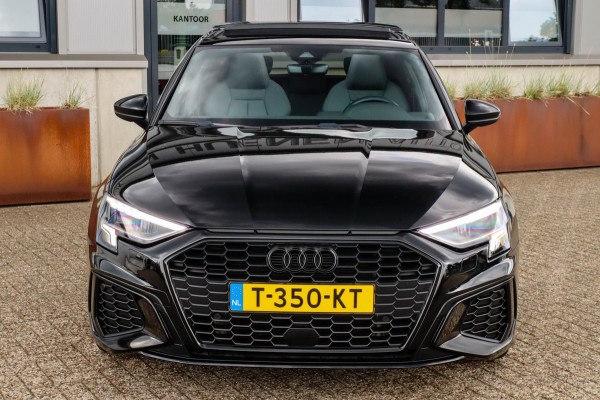 Audi A3 Sportback 40 TFSI e PHEV S Edition S-line 204pk S-Tronic! 1e|DLR|Kuipstoelen|Virtual Cockpit|Panoramadak|LED Matrix|Black