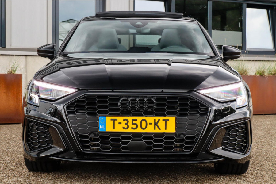 Audi A3 Sportback 40 TFSI e PHEV S Edition S-line 204pk S-Tronic! 1e|DLR|Kuipstoelen|Virtual Cockpit|Panoramadak|LED Matrix|Black