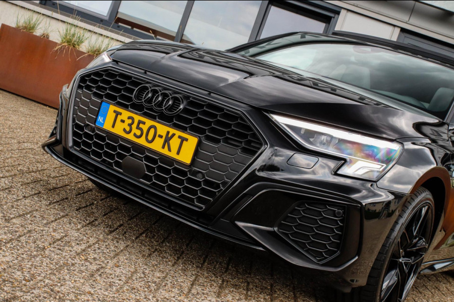 Audi A3 Sportback 40 TFSI e PHEV S Edition S-line 204pk S-Tronic! 1e|DLR|Kuipstoelen|Virtual Cockpit|Panoramadak|LED Matrix|Black