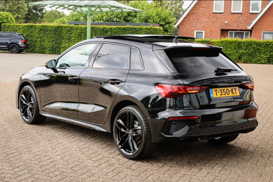 Audi A3 Sportback 40 TFSI e PHEV S Edition S-line 204pk S-Tronic! 1e|DLR|Kuipstoelen|Virtual Cockpit|Panoramadak|LED Matrix|Black
