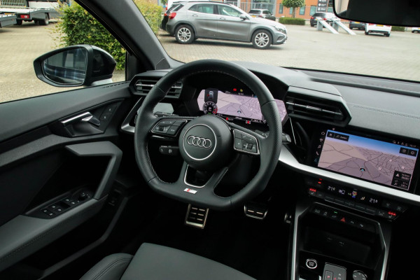 Audi A3 Sportback 40 TFSI e PHEV S Edition S-line 204pk S-Tronic! 1e|DLR|Kuipstoelen|Virtual Cockpit|Panoramadak|LED Matrix|Black