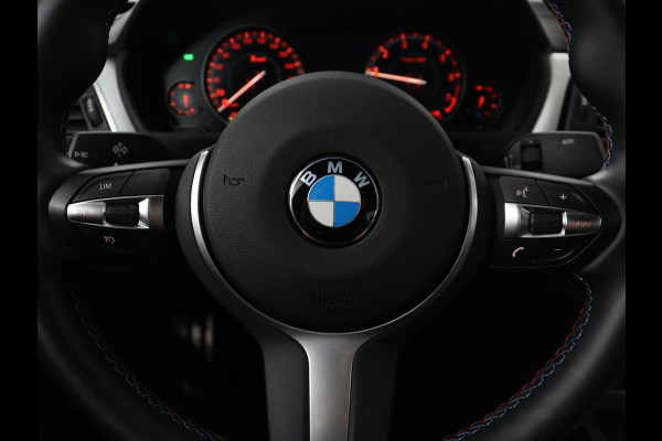 BMW 3 Serie 318i Edition M Sport Shadow Executive | Leder | Stoelverwarming | Cruise control | Navigatie | Park assist | Climate control