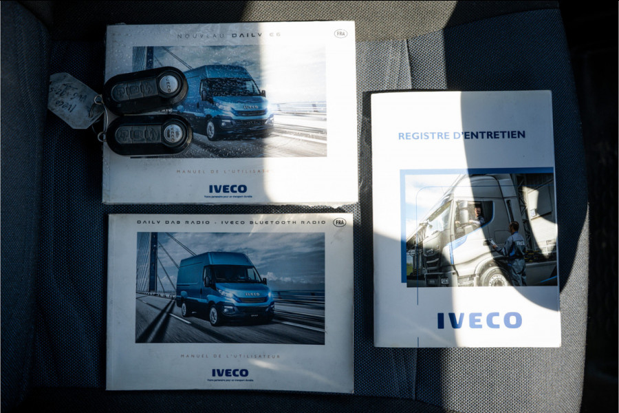 Iveco Daily 35C14 | L2H2 | Automaat | Trekhaak 3.5T | Elektr. Airco | Camera | Cruise