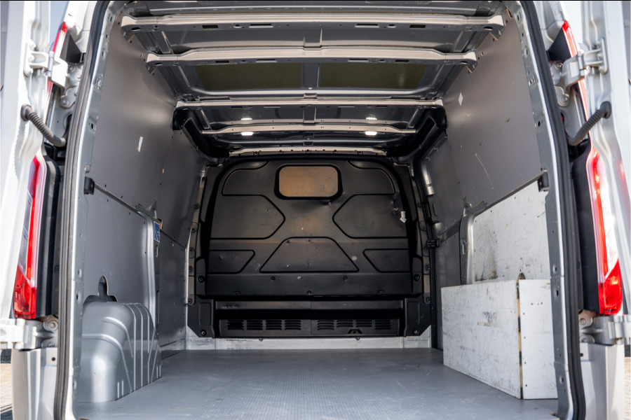 Ford Transit Custom 2.0 EcoBlue L2H1 | 130 PK | 3-Zits | Camera | Cruise | PDC | Airco | Trekhaak | Imperiaal