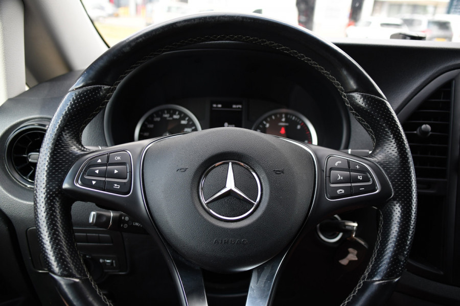 Mercedes-Benz Vito 119 CDI L3 PB Edition Camera, Cruise, Carplay, LED, 190pk, Stoelverwarming, Trekhaak, multimedia, Automaat, Uniek!