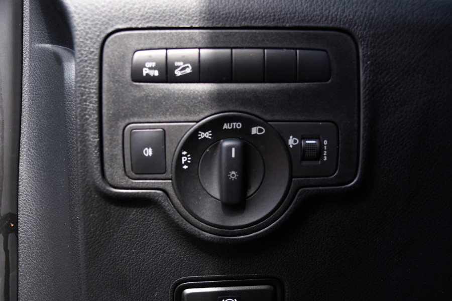 Mercedes-Benz Vito 119 CDI L3 PB Edition Camera, Cruise, Carplay, LED, 190pk, Stoelverwarming, Trekhaak, multimedia, Automaat, Uniek!