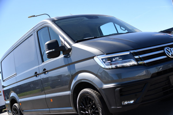 Volkswagen Crafter 35 2.0 TDI L3H2 Highline PB Edition Full Options! Adaptieve Cruise, Camera, Carplay, LED, Stuur verwarming, 177pk, Automaat, Multimedia, Stoelverwarming, Uniek!