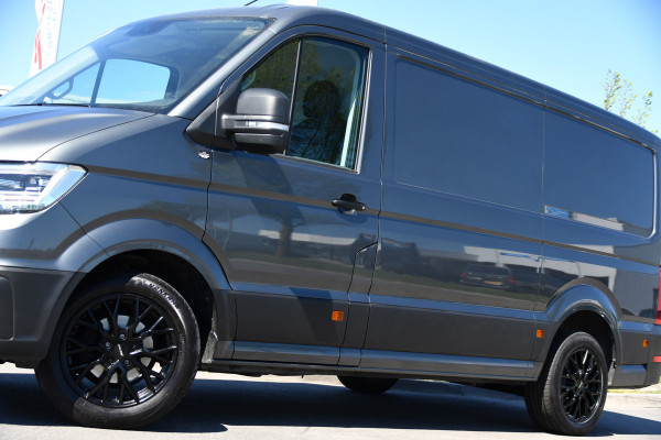 Volkswagen Crafter 35 2.0 TDI L3H2 Highline PB Edition Full Options! Adaptieve Cruise, Camera, Carplay, LED, Stuur verwarming, 177pk, Automaat, Multimedia, Stoelverwarming, Uniek!
