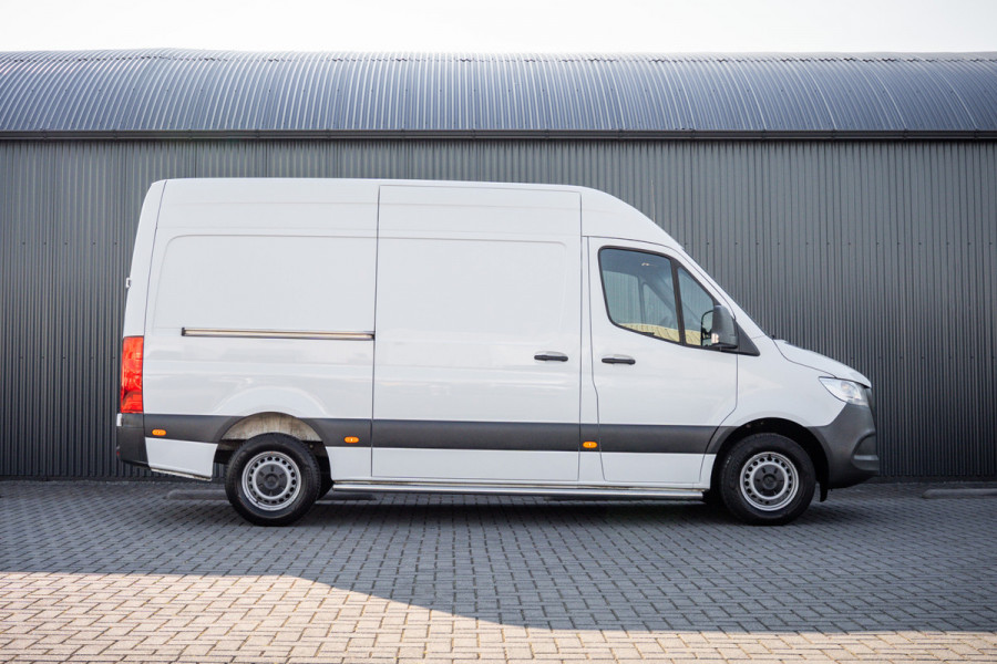 Mercedes-Benz Sprinter 311 CDI RWD L2H2 | | Volledig Ingericht | Mbux | Camera | Climatronic