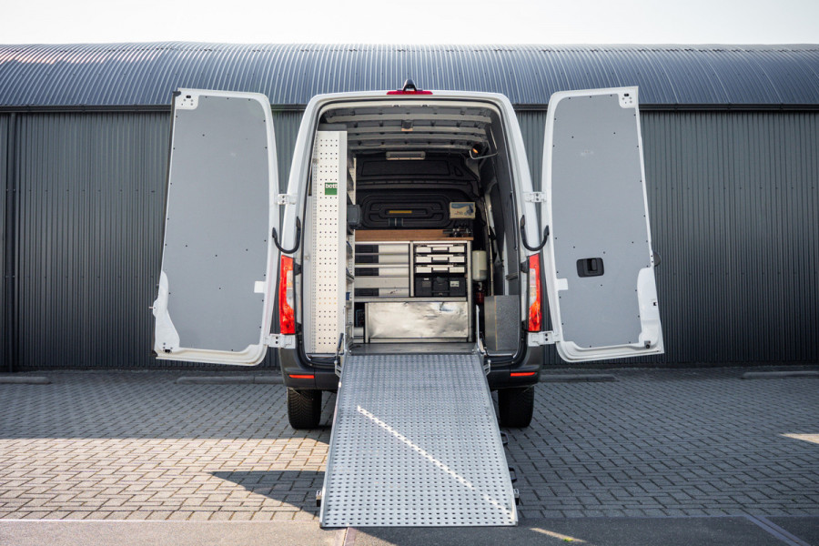 Mercedes-Benz Sprinter 311 CDI RWD L2H2 | | Volledig Ingericht | Mbux | Camera | Climatronic