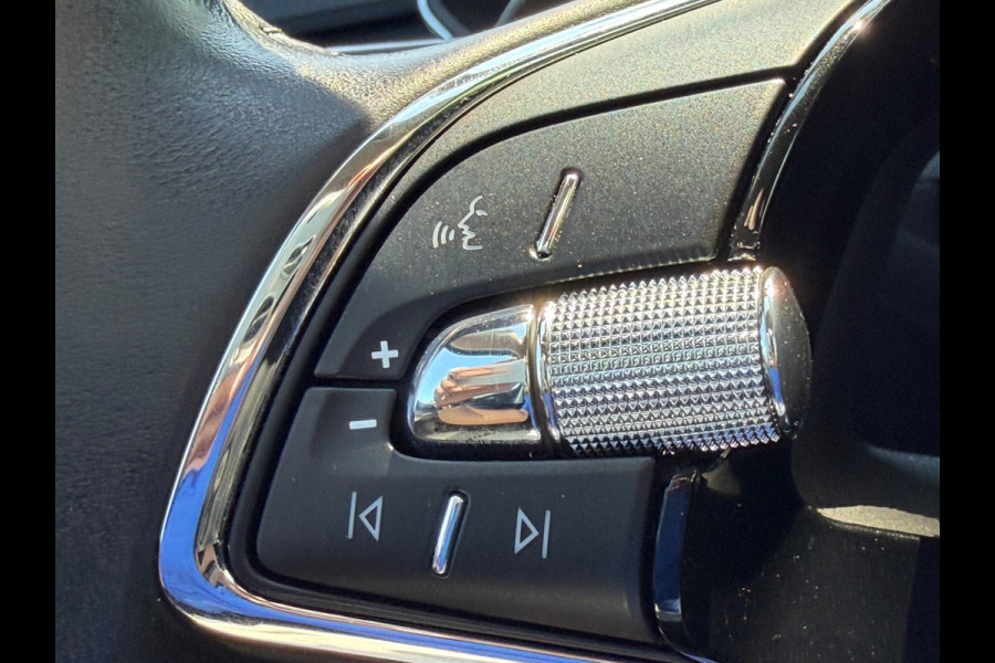 Škoda Superb Combi 1.4 TSI iV AUTOMAAT Business Edition Sport, digitaal cockpit, electrisch bedienbare trekhaak