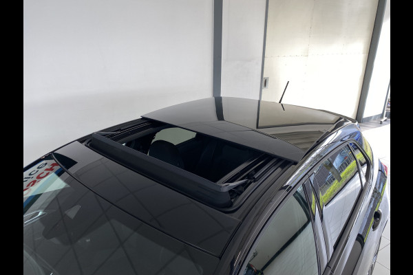 Volkswagen Polo 1.0 TSI R-Line Business DSG 110 PK Panoramadak / Camera /Carplay / Navigatie / IQ Light