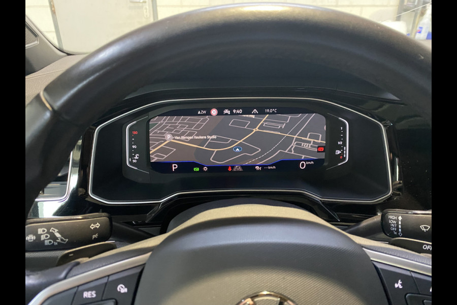 Volkswagen Polo 1.0 TSI R-Line Business DSG 110 PK Panoramadak / Camera /Carplay / Navigatie / IQ Light