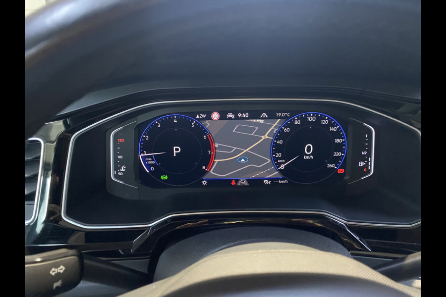 Volkswagen Polo 1.0 TSI R-Line Business DSG 110 PK Panoramadak / Camera /Carplay / Navigatie / IQ Light