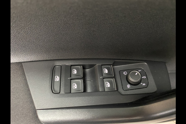 Volkswagen Polo 1.0 TSI R-Line Business DSG 110 PK Panoramadak / Camera /Carplay / Navigatie / IQ Light