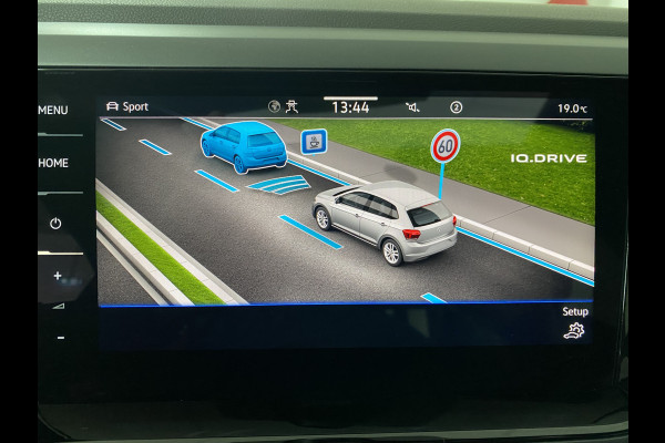 Volkswagen Polo 1.0 TSI R-Line Business DSG 110 PK Panoramadak / Camera /Carplay / Navigatie / IQ Light