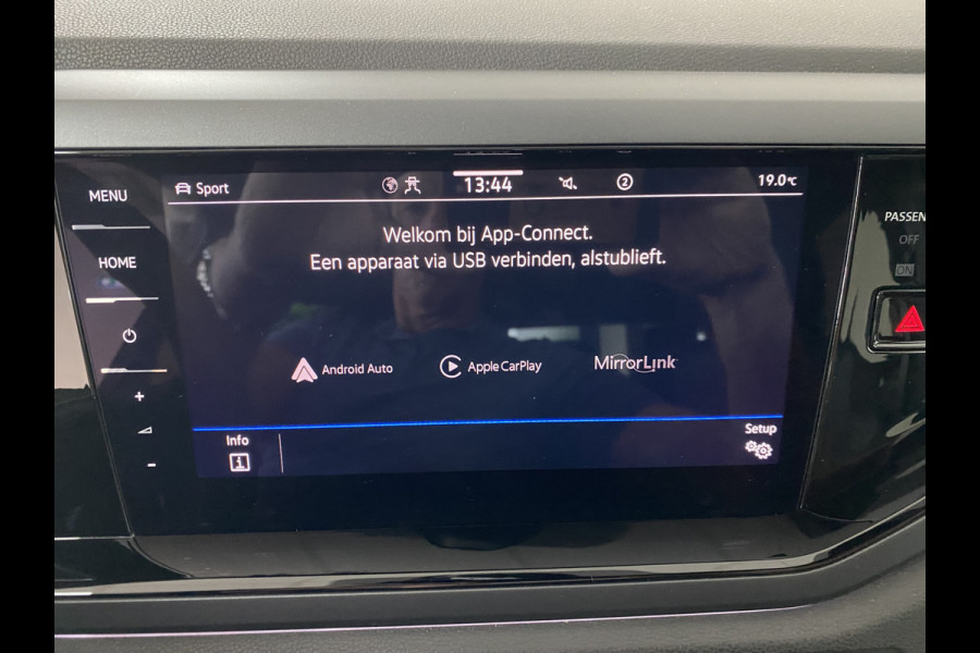 Volkswagen Polo 1.0 TSI R-Line Business DSG 110 PK Panoramadak / Camera /Carplay / Navigatie / IQ Light