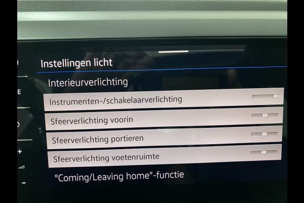 Volkswagen Polo 1.0 TSI R-Line Business DSG 110 PK Panoramadak / Camera /Carplay / Navigatie / IQ Light