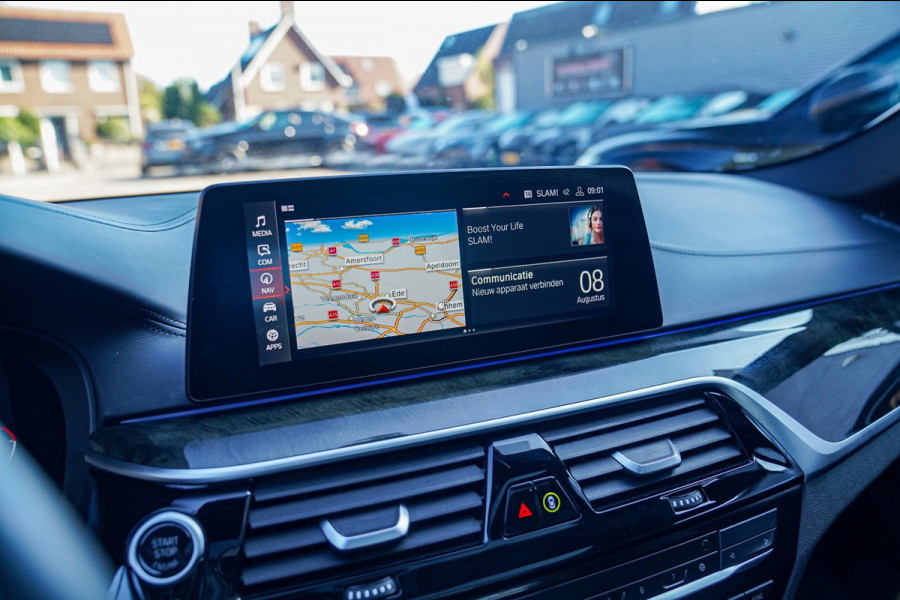 BMW 5 Serie 520i High Executive Edition | Schuifdak | Adaptieve Cruise | Camera | Nappa Leder | Origineel NL | Dealer onderhouden