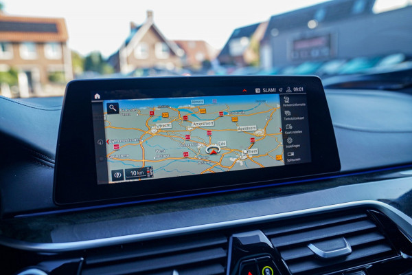 BMW 5 Serie 520i High Executive Edition | Schuifdak | Adaptieve Cruise | Camera | Nappa Leder | Origineel NL | Dealer onderhouden