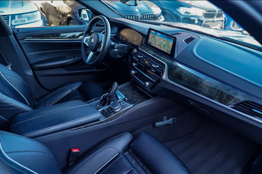BMW 5 Serie 520i High Executive Edition | Schuifdak | Adaptieve Cruise | Camera | Nappa Leder | Origineel NL | Dealer onderhouden