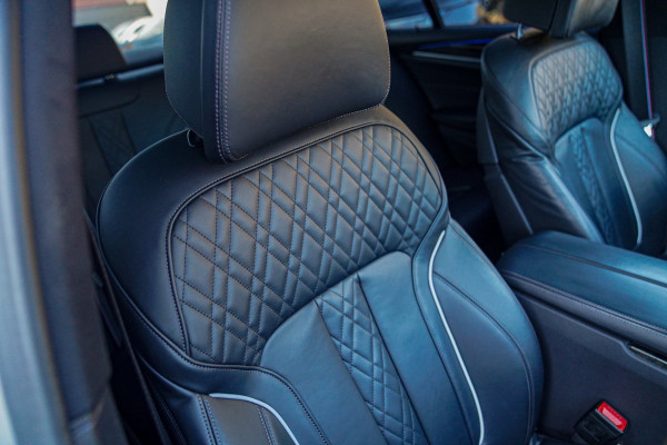 BMW 5 Serie 520i High Executive Edition | Schuifdak | Adaptieve Cruise | Camera | Nappa Leder | Origineel NL | Dealer onderhouden