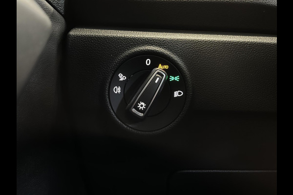Volkswagen T-Roc 1.5 TSI 150pk DSG R-Line Camera Navigatie Apple Carplay/Android Auto Climate Control Electrische kofferbak Led Dab Adaptive Cruise Control