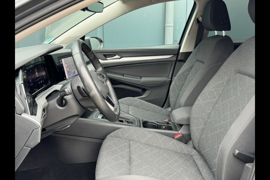 Volkswagen Golf 1.0 TSI Life * Automaat * Camera * Visueel Cockpit * Navigatie *