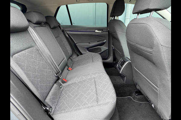 Volkswagen Golf 1.0 TSI Life * Automaat * Camera * Visueel Cockpit * Navigatie *