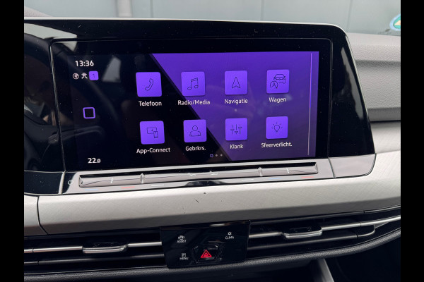 Volkswagen Golf 1.0 TSI Life * Automaat * Camera * Visueel Cockpit * Navigatie *