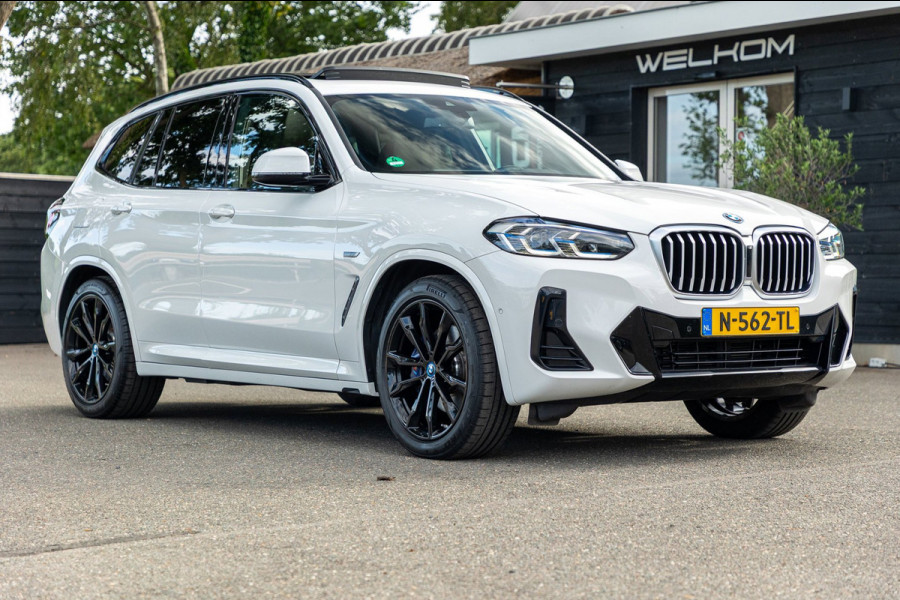 BMW X3 XDrive30e M-Sport Soh 92% I Alpinweiss I Panoramadak I Laser Led I HiFi I NL Auto I NAP I CarPlay I Android