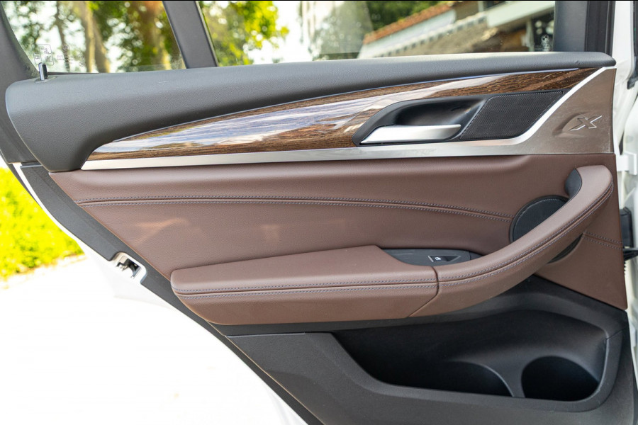 BMW X3 XDrive30e M-Sport Soh 92% I Alpinweiss I Panoramadak I Laser Led I HiFi I NL Auto I NAP I CarPlay I Android