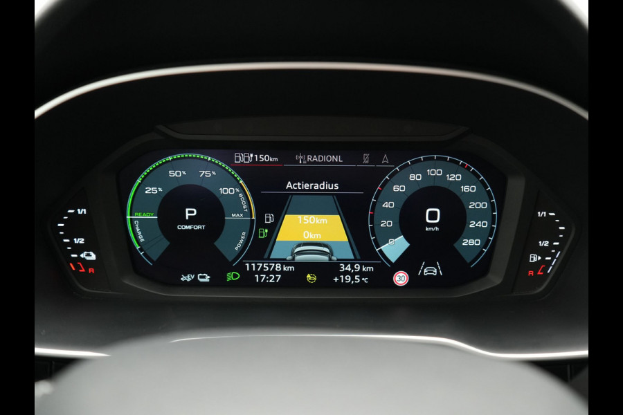 Audi Q3 Sportback 45 TFSI e 2x S Line PHEV 245pk Dealer O.H. | Trekhaak Af Fabriek | Blis | Sportstoelen Verwarmd | Apple Carplay | Sfeerverlichting | Navigatie | DAB | 19"L.M | Virtual | Plug In Hybrid |