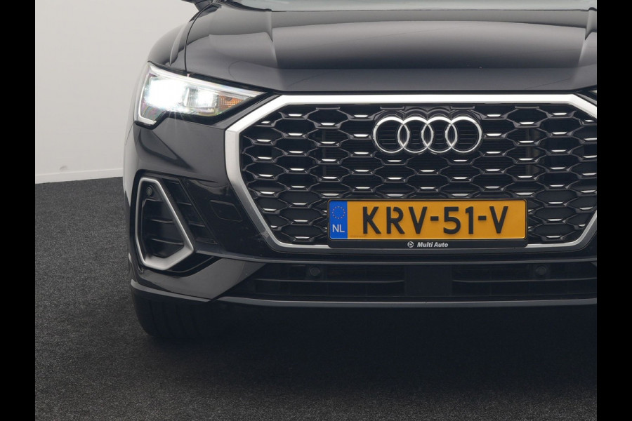 Audi Q3 Sportback 45 TFSI e 2x S Line PHEV 245pk Dealer O.H. | Trekhaak Af Fabriek | Blis | Sportstoelen Verwarmd | Apple Carplay | Sfeerverlichting | Navigatie | DAB | 19"L.M | Virtual | Plug In Hybrid |