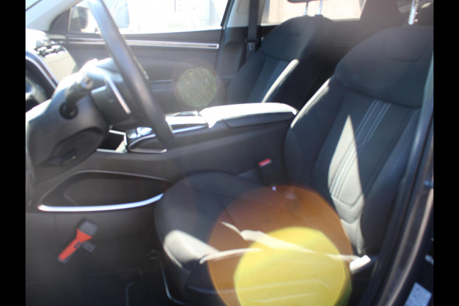Hyundai Tucson 1.6 T-GDI HEV Comfort | STOELVERWARMING | KEYLESS ENTRY | ADAPTIEVE CRUISE CONTROL |