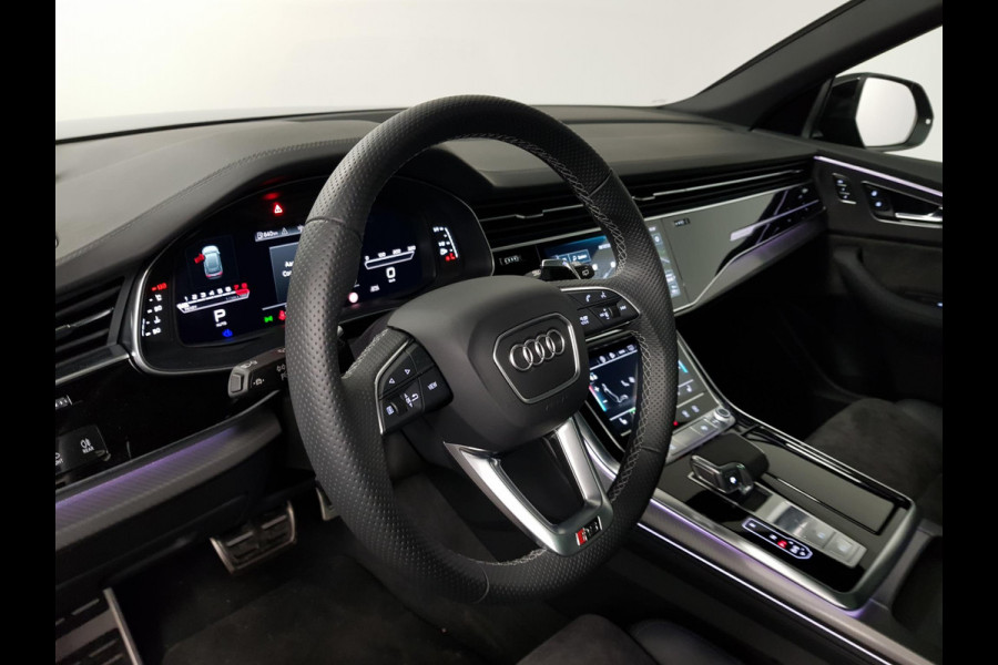 Audi Q8 4.0 TFSI RS Q8 Quattro 600pk! Panorama dak Navigatie Electrische achterklep Led Camera Climate Control Parkeer sensoren voor en achter Lichtmetalen Velgen